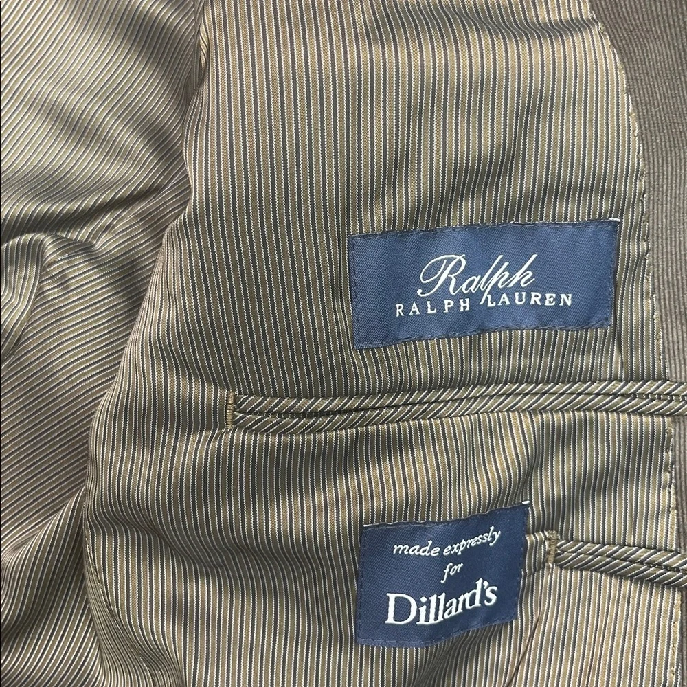 Ralph Lauren pin hole